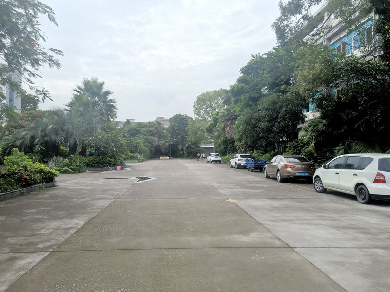 工業(yè)區(qū)綠化養(yǎng)護(hù)